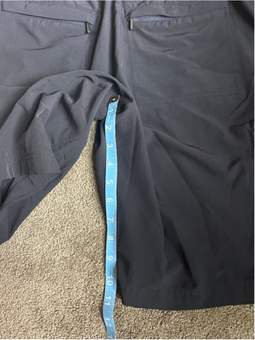 Women's Chico's Zenergy Black Cargo Shorts Size 1 - Picture 7 of 8